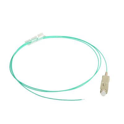 1m 길이 SC APC G652D 0.9 밀리미터 광섬유 땋아 늘인 머리